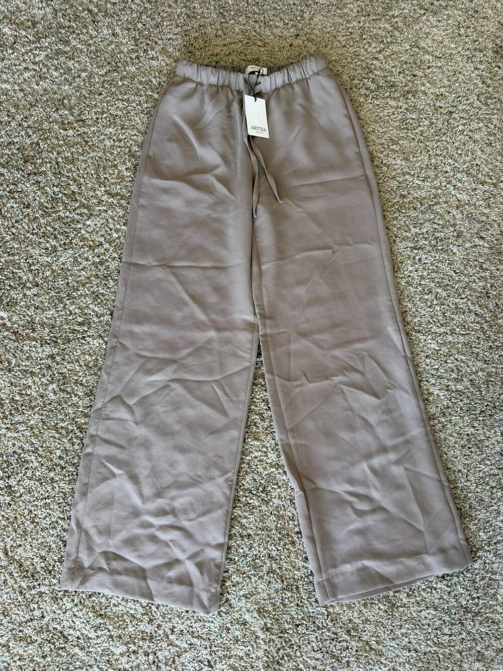 NWT Aritzia Crepette Lodge Pants Sz XS Nomad Taupe